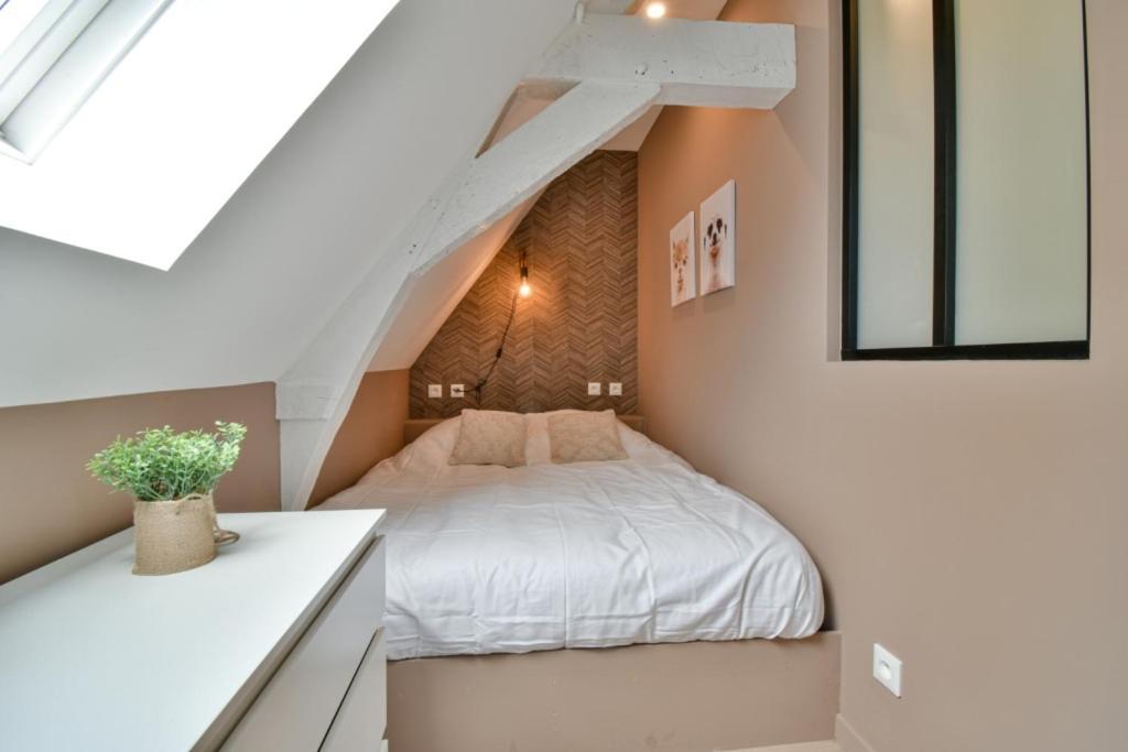 Residence Jean Hardy - Hyper Centre, Parking Gratuit, Wifi, Clim, Gare Valenciennes Exteriér fotografie